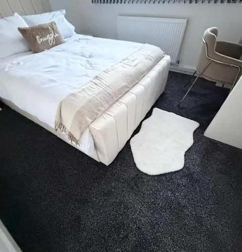 Oatland House Apartment