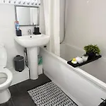 Apartman Oatland House
