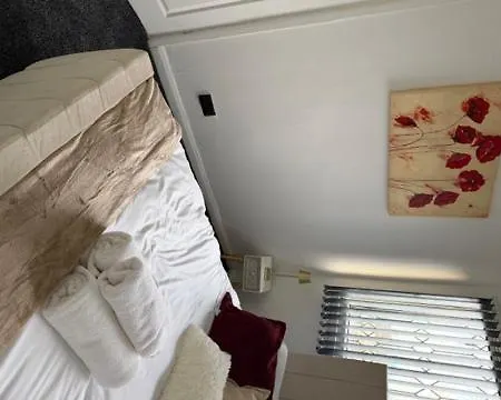 Oatland House 公寓