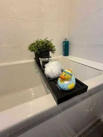 아파트 Oatland House