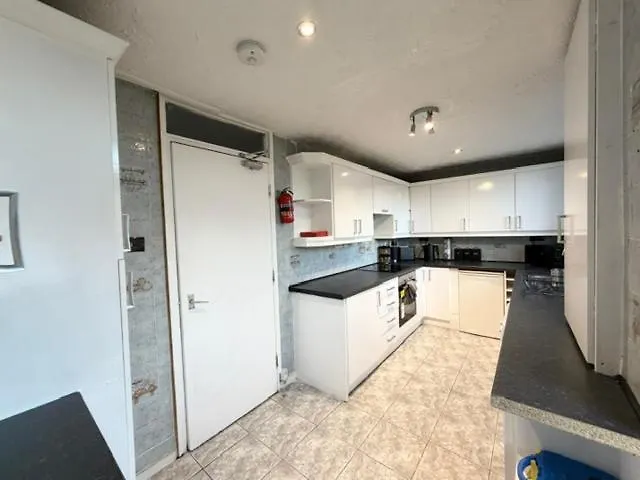 Апартаменти Oatland House