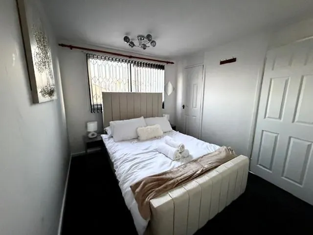 Oatland House 아파트