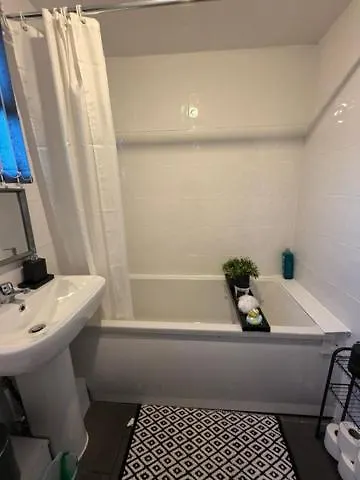 Oatland House Апартаменти